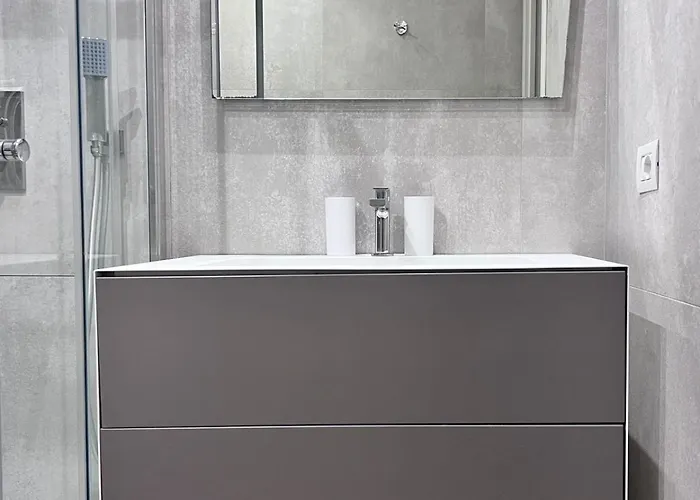 Apartament Stay-calefati 80 *