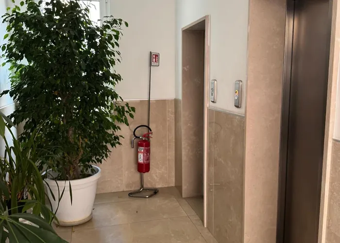 Apartament Stay-calefati 80 *